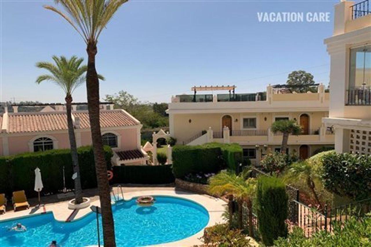 Aloha Gardens By Vacation Care Apartment
